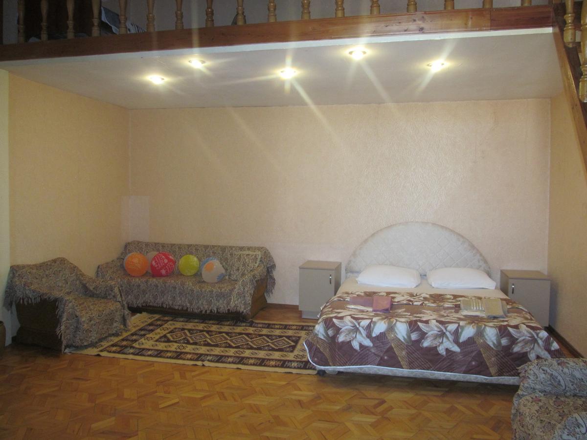 Grandma'S Hotel Tbilisi Ngoại thất bức ảnh