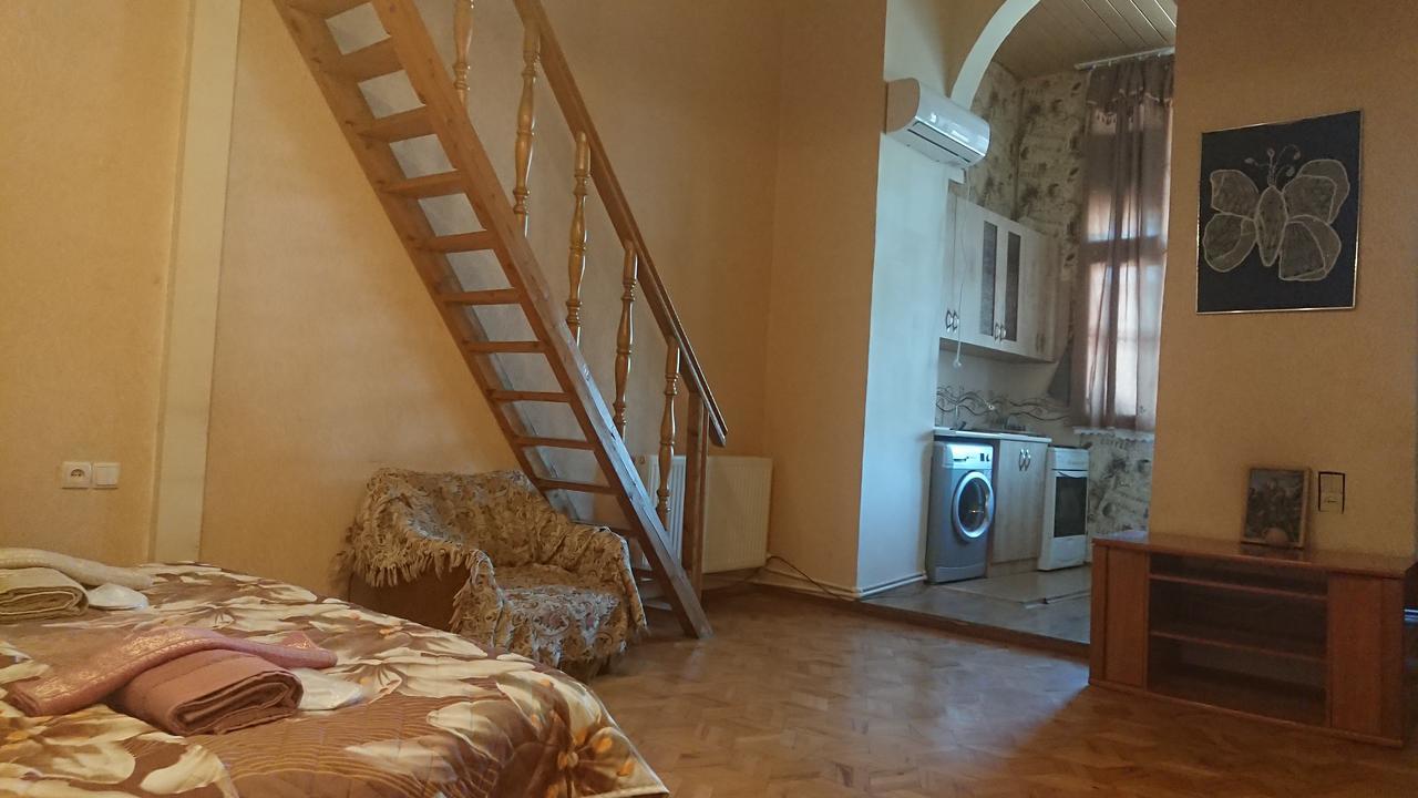 Grandma'S Hotel Tbilisi Ngoại thất bức ảnh